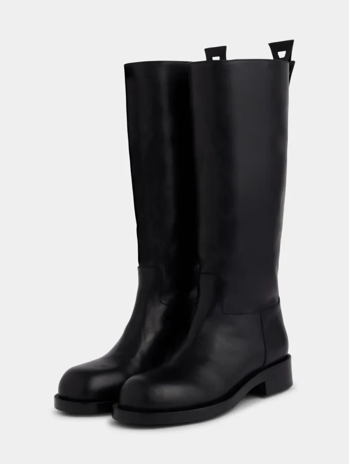 Cizme negre din piele netedă