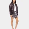 Fusta cu discuri argintii strălucitoare