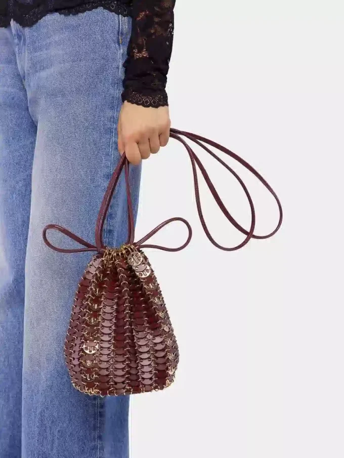 Geantă reversibilă tip bucket din piele