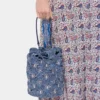 Geantă tip sac din rafie albastră denim Geantă tip sac din rafie albastră denim