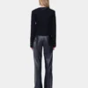 Pantaloni din piele