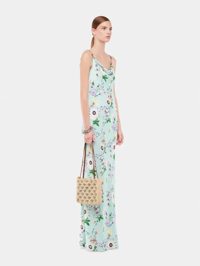 Rochie cu imprimeu floral și detalii cu lanțuri
