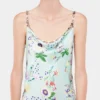 Rochie cu imprimeu floral și detalii cu lanțuri