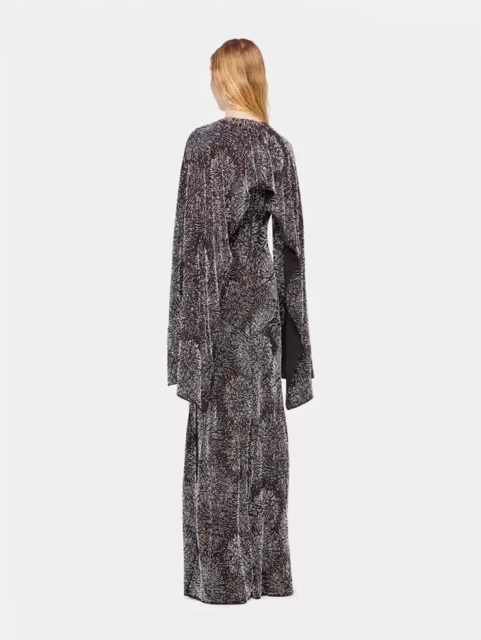 Rochie din crep cu broderie din perle