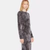 Rochie din crep cu broderie din perle