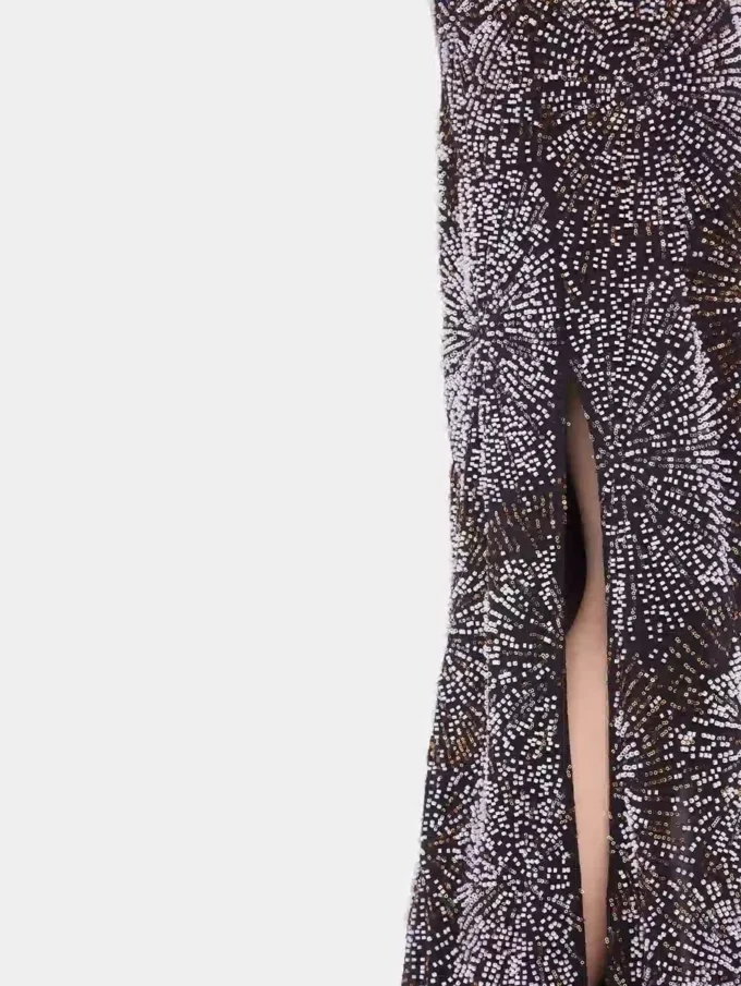 Rochie din crep cu broderie din perle