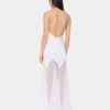 Rochie lungă albă fără mâneci din muselină și satin