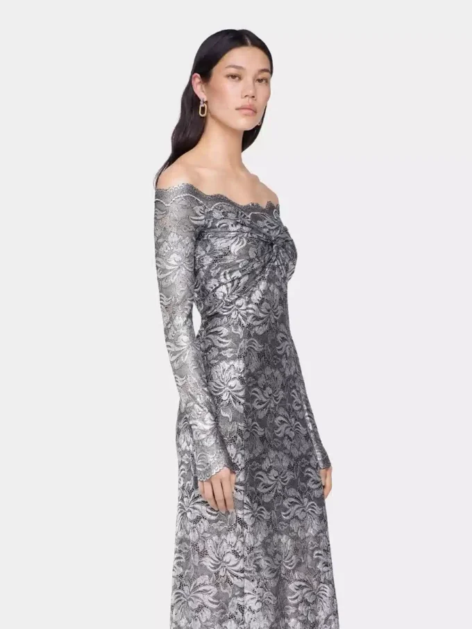 Rochie lungă argintie din dantelă