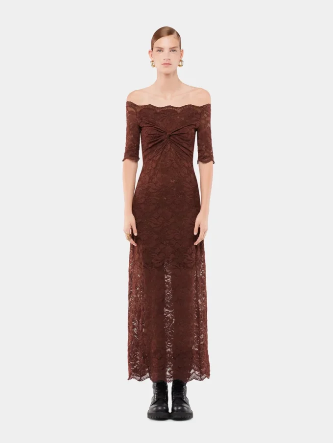 Rochie lungă din dantelă