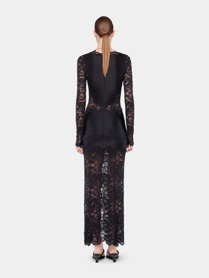 Rochie lungă din dantelă