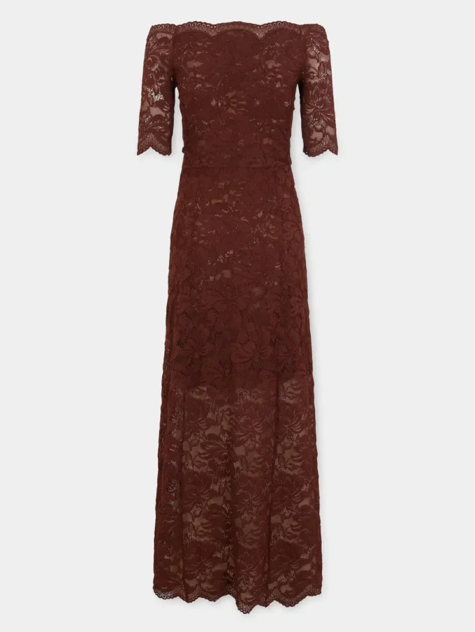 Rochie lungă din dantelă