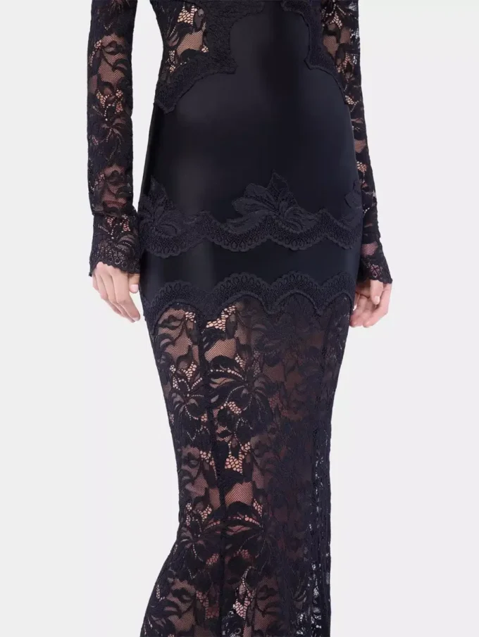 Rochie lungă din dantelă
