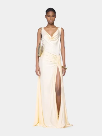 rochie lung fr mneci de culoare crem din jersey 1 330x439 - Rochie lungă fără m&acirc;neci, de culoare crem, din jersey