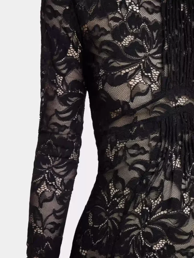 Rochie lungă neagră din dantelă
