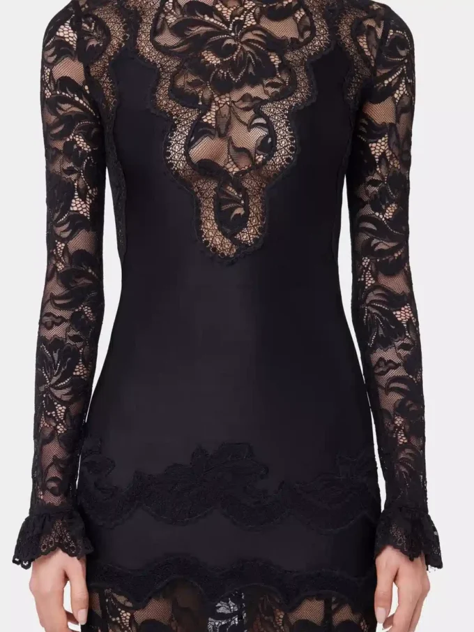 Rochie lungă neagră din dantelă și jersey