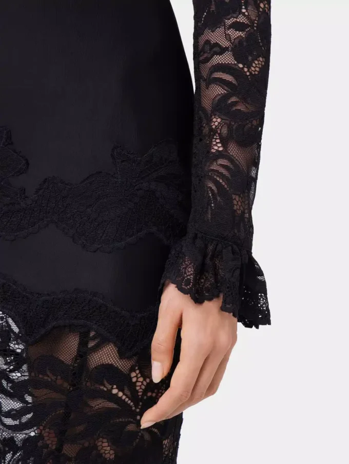 Rochie lungă neagră din dantelă și jersey