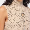 Top fără mâneci, cu guler înalt, din tricot periat
