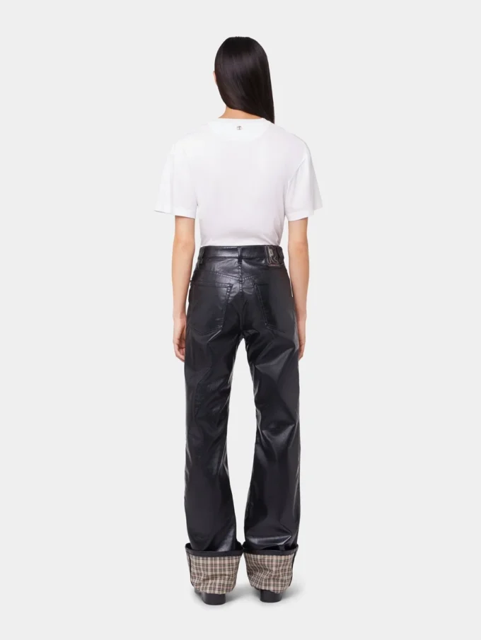 Tricou alb cu piercing